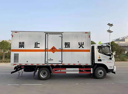 宣威爆破器材运输车